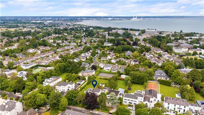Streamwood, Avoca Avenue, Blackrock, Co. Dublin