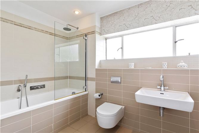 Streamwood, Avoca Avenue, Blackrock, Co. Dublin
