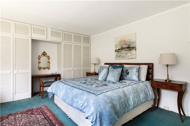 Streamwood, Avoca Avenue, Blackrock, Co. Dublin