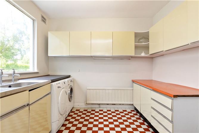 Streamwood, Avoca Avenue, Blackrock, Co. Dublin