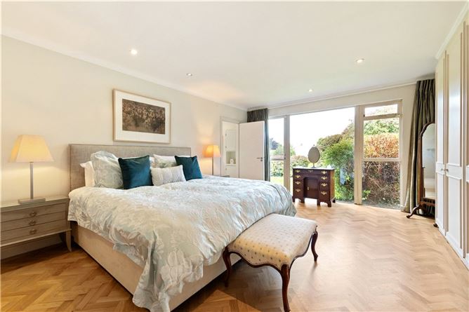 Streamwood, Avoca Avenue, Blackrock, Co. Dublin