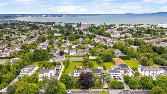 Streamwood, Avoca Avenue, Blackrock, Co. Dublin