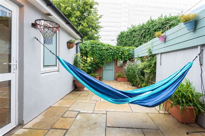 5 Peter Place, Dublin 2