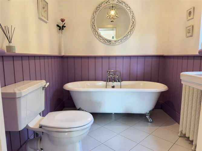 "Amorset House", Lurganboy, Leitrim