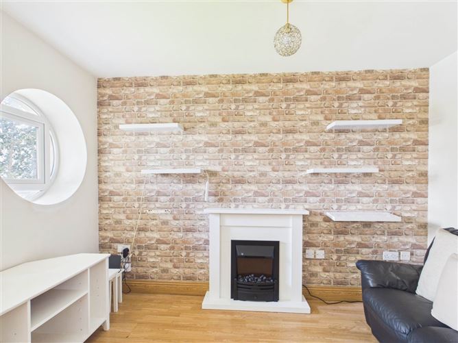 1 The Moate, Athy, County Kildare