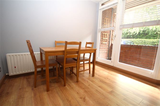 Photo 11 of 12 — The Laurels, Main Street , Rathfarnham, Dublin 14
