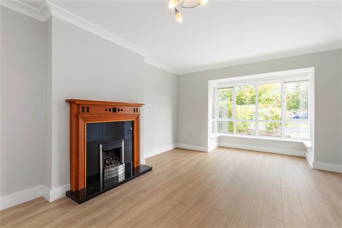 13 The Crescent, Dunboyne Castle, Dunboyne, County Meath