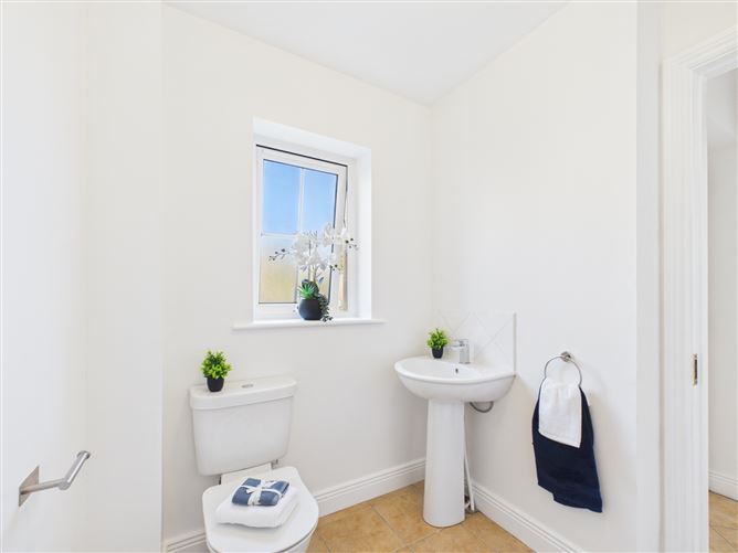 4 Hazel Court, Castlelake, Carrigtwohill, Cork