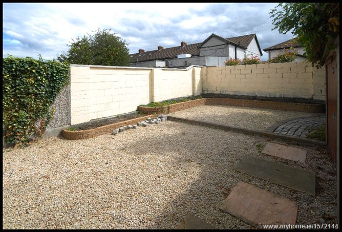 Photo 8 of 15 — 14 ANNADALE CRESCENT, Drumcondra, Dublin 9