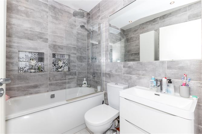 54 Parkview Robswall, Malahide, County Dublin