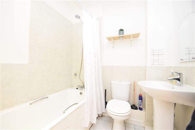 10 Temple Gardens, Northwood, Santry, Dublin 9