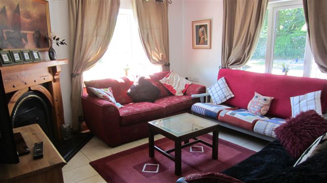 Kinvara Hot Tub Cottage 5 bedr,