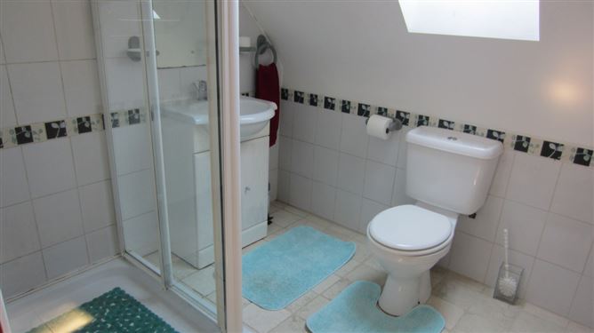 Kinvara Hot Tub Cottage 5 bedr,