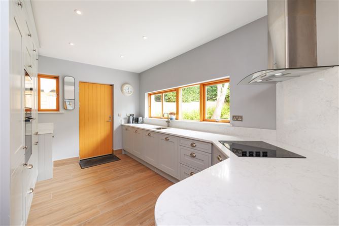 4 Hazelhatch, Thormanby Road, Howth, Co. Dublin