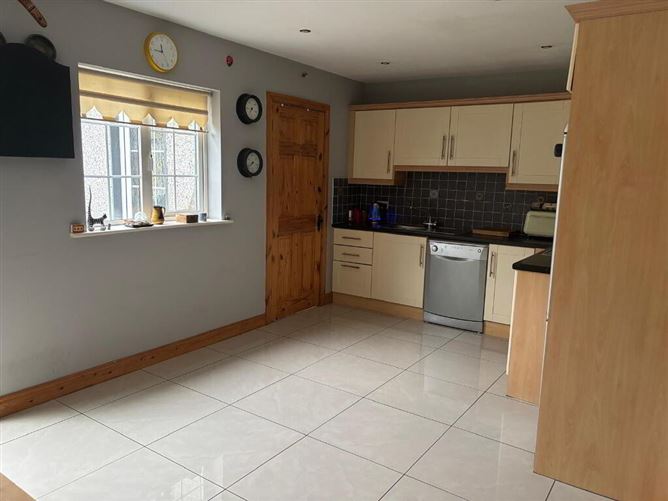 44 Rochford Hall, Kells, Meath