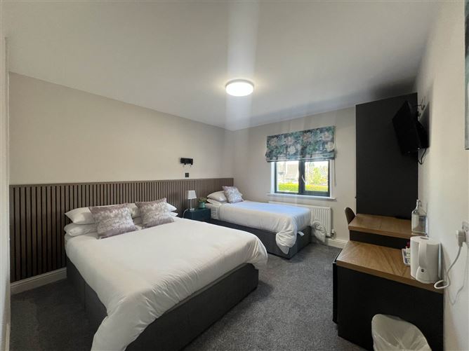 Nagle`s Bar & Accommodation, Kilsheelan, County Tipperary