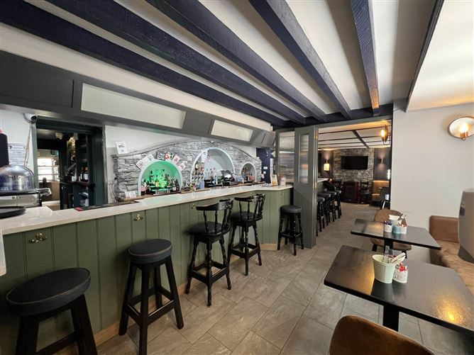 Nagle`s Bar & Accommodation, Kilsheelan, County Tipperary