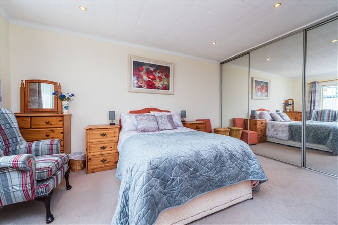 10 Ailesbury Park, Newbridge, Co. Kildare