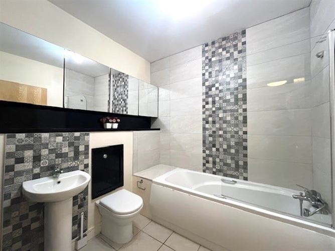 Fortunes Lawn, Citywest, Dublin 24