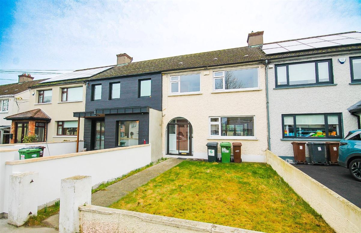 45 St Peters Road, Walkinstown, Dublin 12