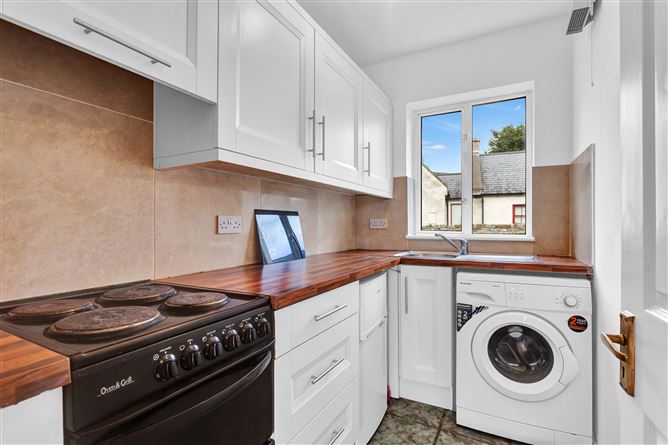5 Cathedral Court, Kildare Town, Kildare