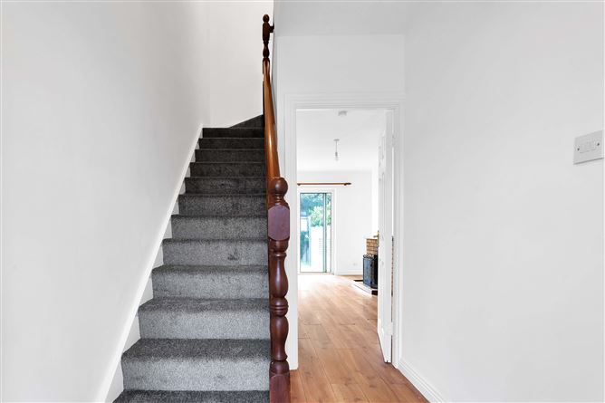 5 Cathedral Court, Kildare Town, Kildare