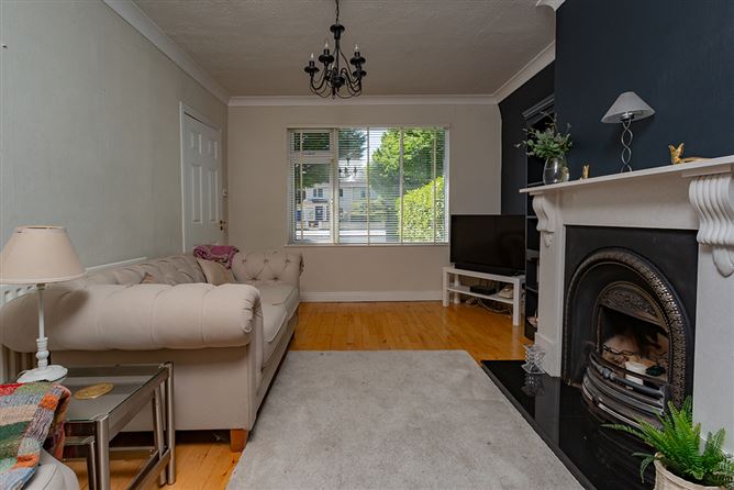 143 Walkinstown Avenue , Walkinstown,   Dublin 12