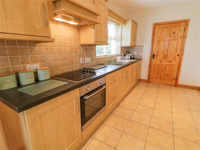 46 Dunalinn,Culdaff,  Donegal