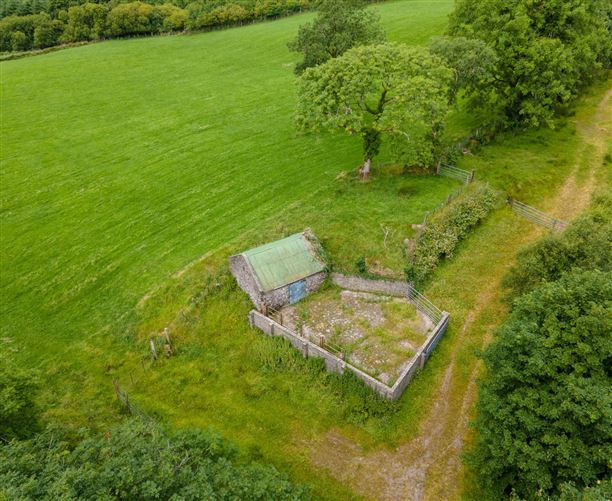 Knockeens, Kilgarvan