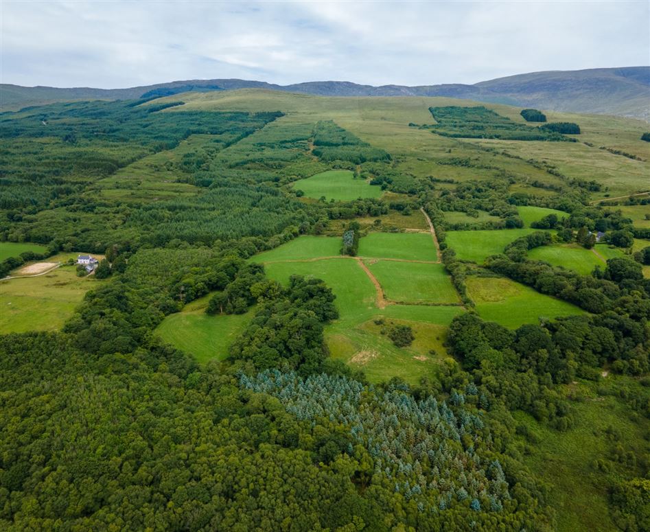 Knockeens, Kilgarvan