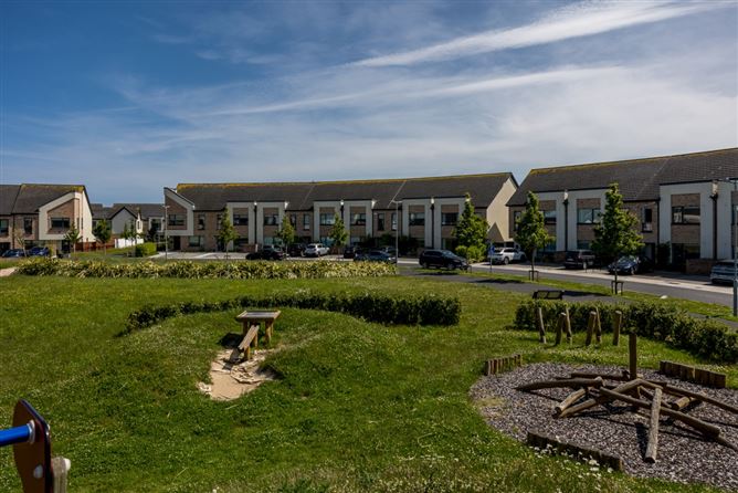 18 The Crescent, St.Marnocks Bay, Portmarnock,   County Dublin