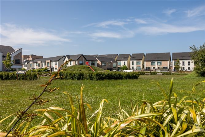 18 The Crescent, St.Marnocks Bay, Portmarnock,   County Dublin