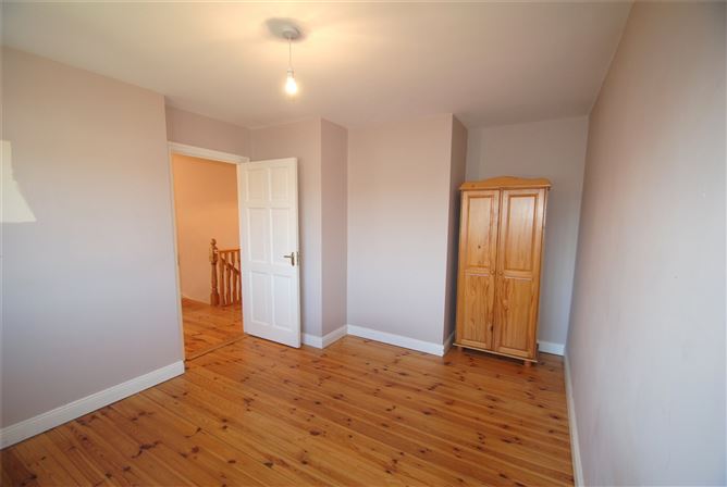22 Rossmore, Roscrea, Co. Tipperary