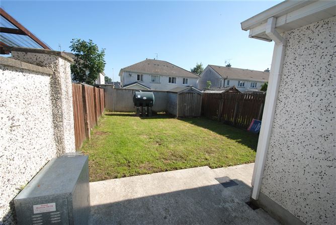 22 Rossmore, Roscrea, Co. Tipperary