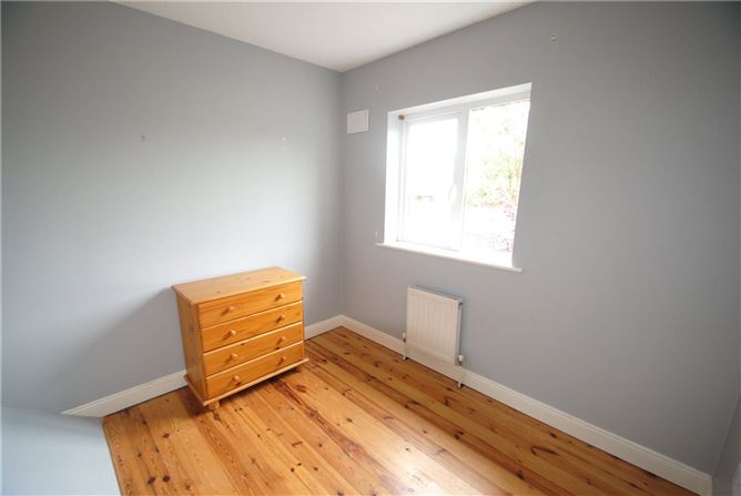 22 Rossmore, Roscrea, Co. Tipperary