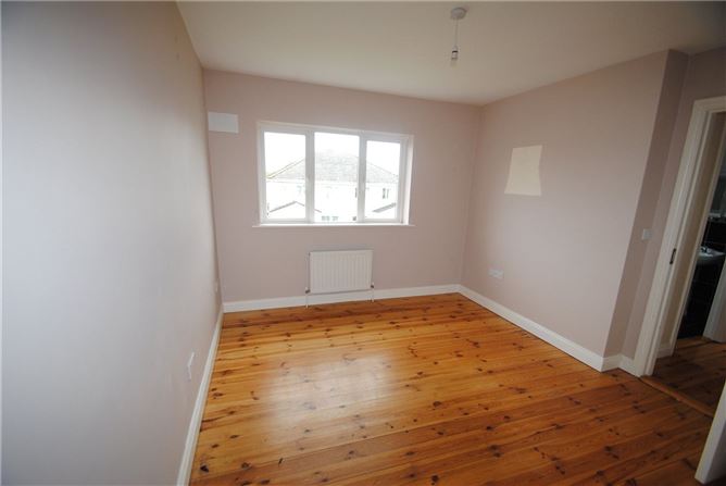 22 Rossmore, Roscrea, Co. Tipperary