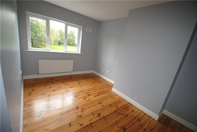 22 Rossmore, Roscrea, Co. Tipperary