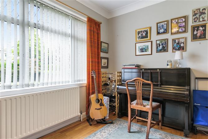 5 Rathdown Crescent, Terenure, Dublin 6W