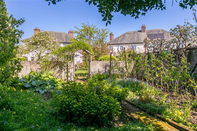 5 Rathdown Crescent, Terenure, Dublin 6W