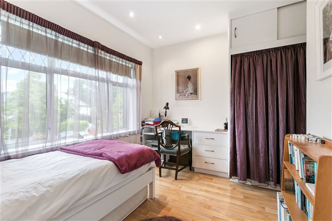 5 Rathdown Crescent, Terenure, Dublin 6W