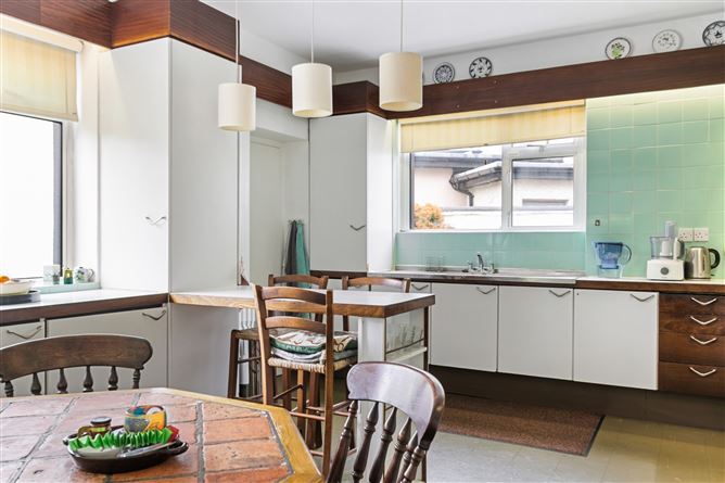5 Rathdown Crescent, Terenure, Dublin 6W