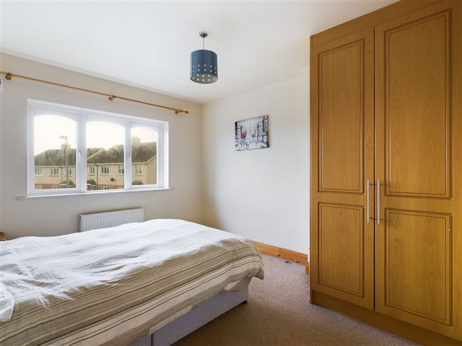 33 Meadowbank, Ballinaneeshagh, Cork Road, Waterford