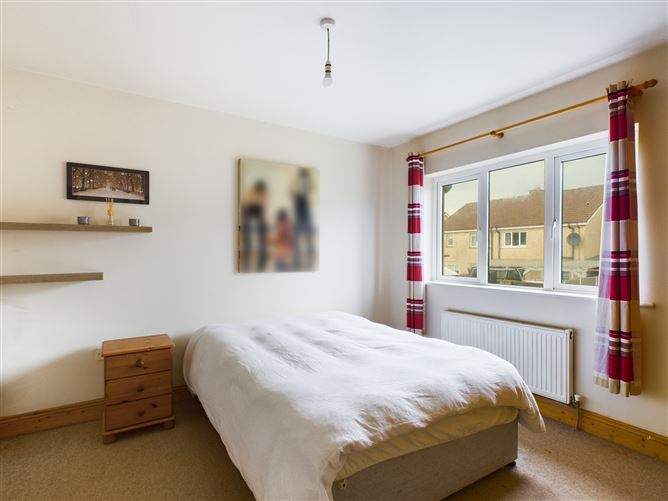33 Meadowbank, Ballinaneeshagh, Cork Road, Waterford