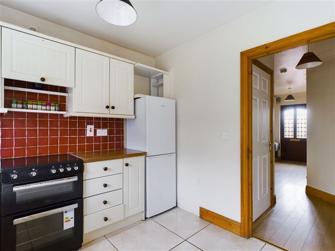 33 Meadowbank, Ballinaneeshagh, Cork Road, Waterford
