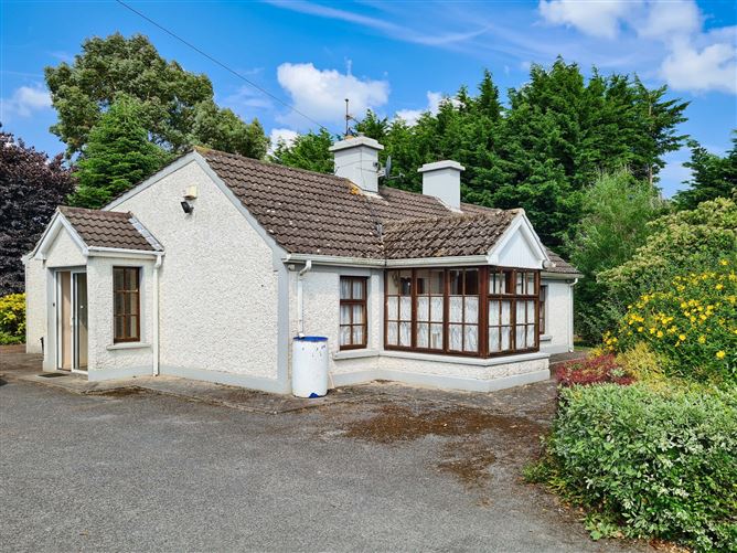 Parkstown, Horse & Jockey, Thurles, Co. Tipperary