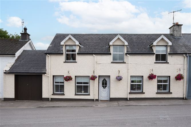 Stones Throw, Main Street, Knockraha, Co. Cork