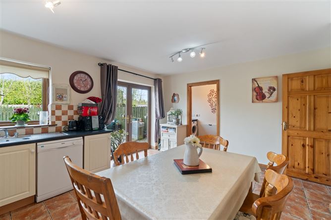 24 Cluain Aoibhin, Station Rd, Foxford, Co. Mayo.