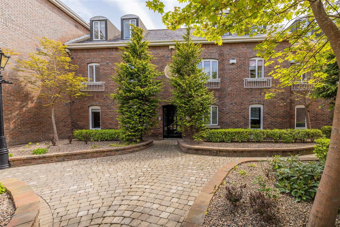 12 Yeats House, Glenarm Square, Drumcondra, Dublin 9