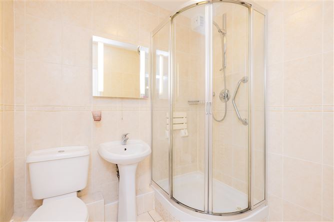 12 Yeats House, Glenarm Square, Drumcondra, Dublin 9