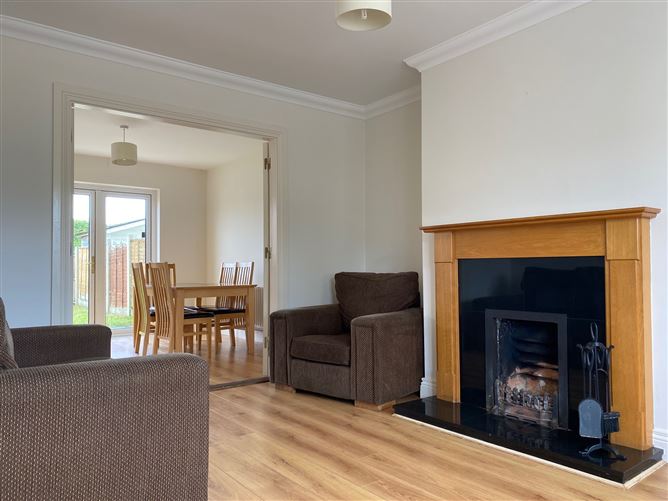19 The Crescent, Oranhill, Oranmore, Galway